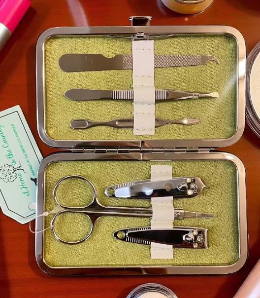 "Her Ladyship" Pheasant Manicure Set